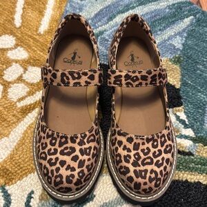 Corky’s leopard print Mary Jane’s size 7
